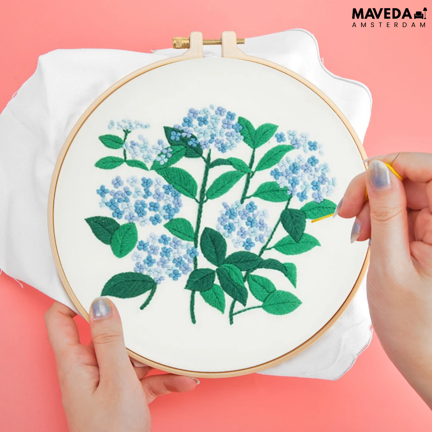 EasyStitch - embroidery art, easier than ever before!