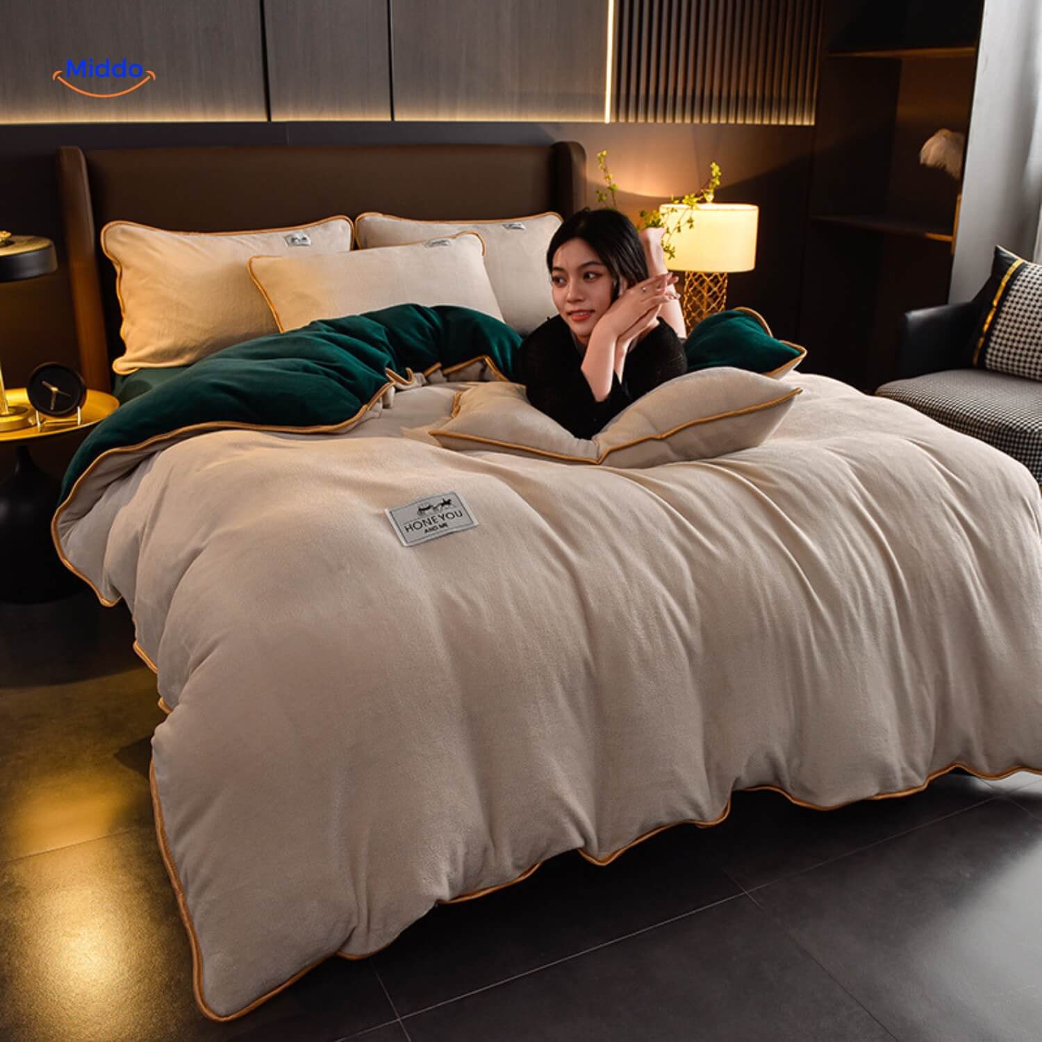 50% OFF | CloudLoom - Velvet Plush Duvet Cover [Last Day Sale]