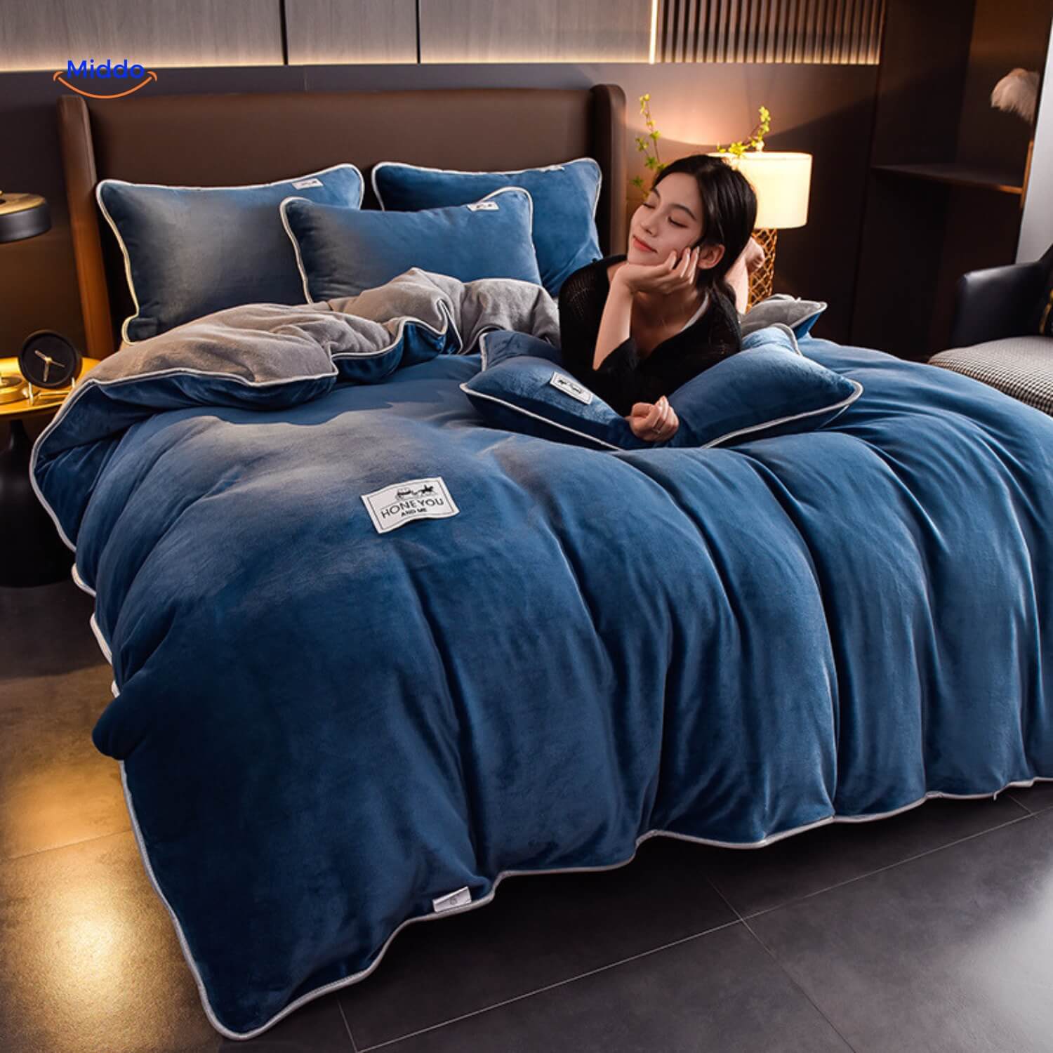 50% OFF | CloudLoom - Velvet Plush Duvet Cover [Last Day Sale]