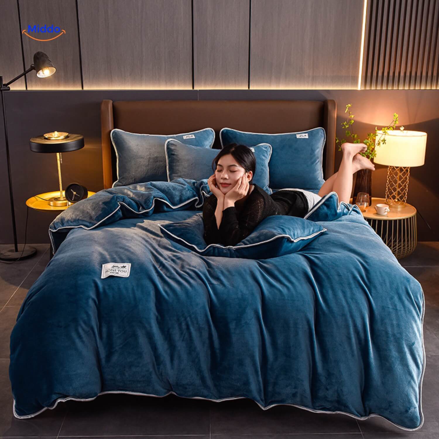 50% OFF | CloudLoom - Velvet Plush Duvet Cover [Last Day Sale]