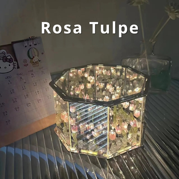 LumiFlora - Handmade cube lamp with flowers