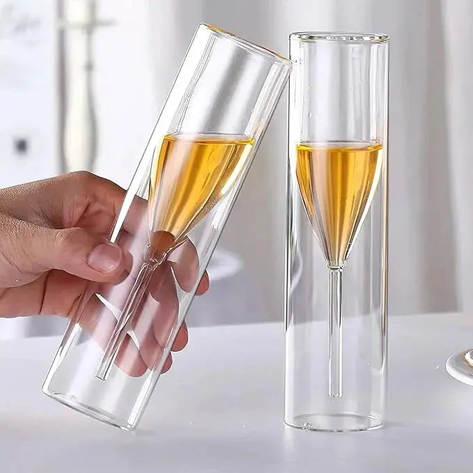Set champagneglazen van kristalglas met zwevend binnendesign