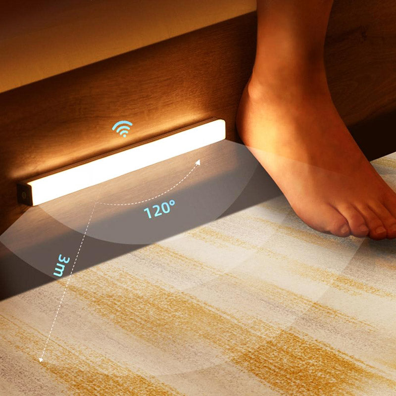 BrightaLite - Rechargeable lamp with a slim design
