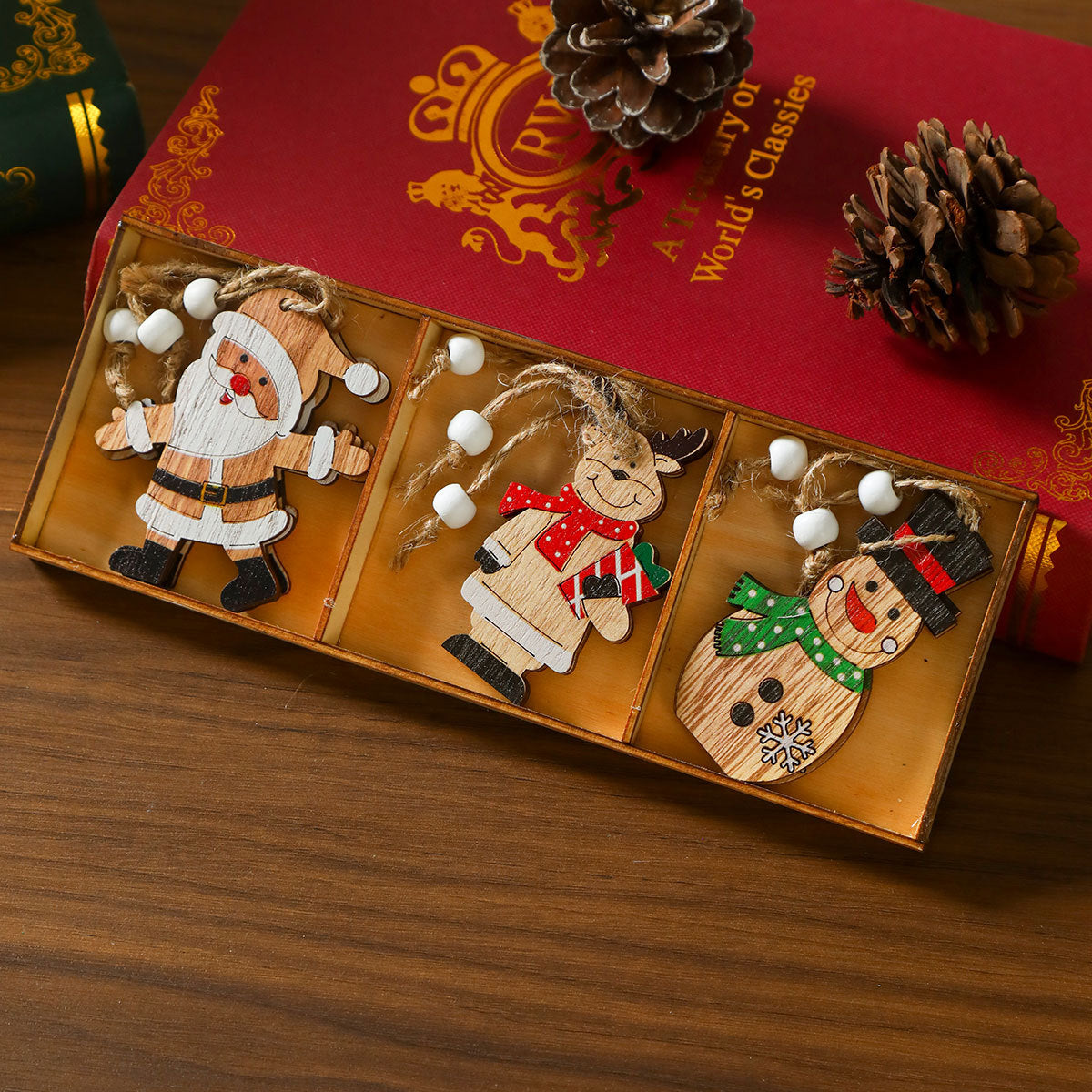 Boomvormige ornamenten als sfeervolle kerstboomdecoratie