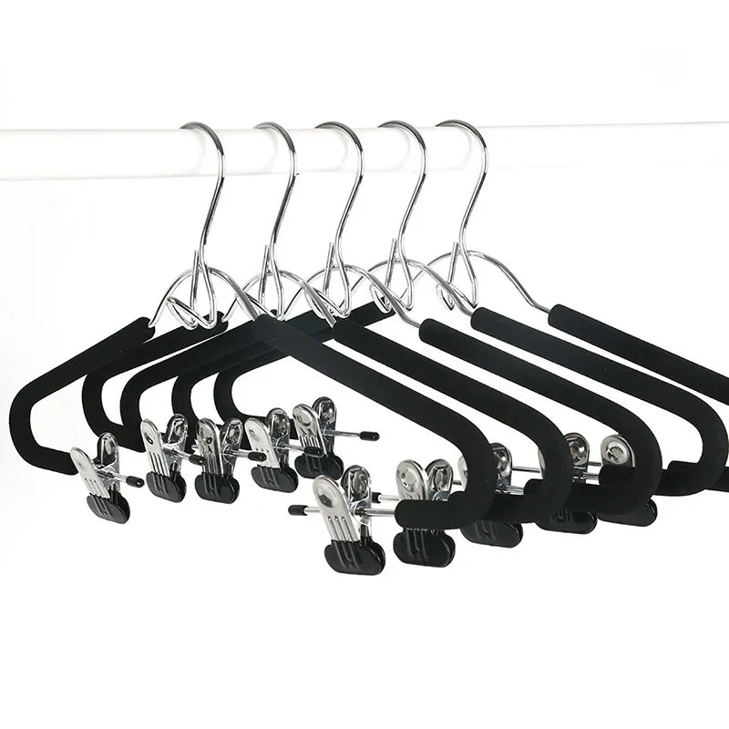 3+2 FREE | HangerPro - More space in your wardrobe without compromising on style