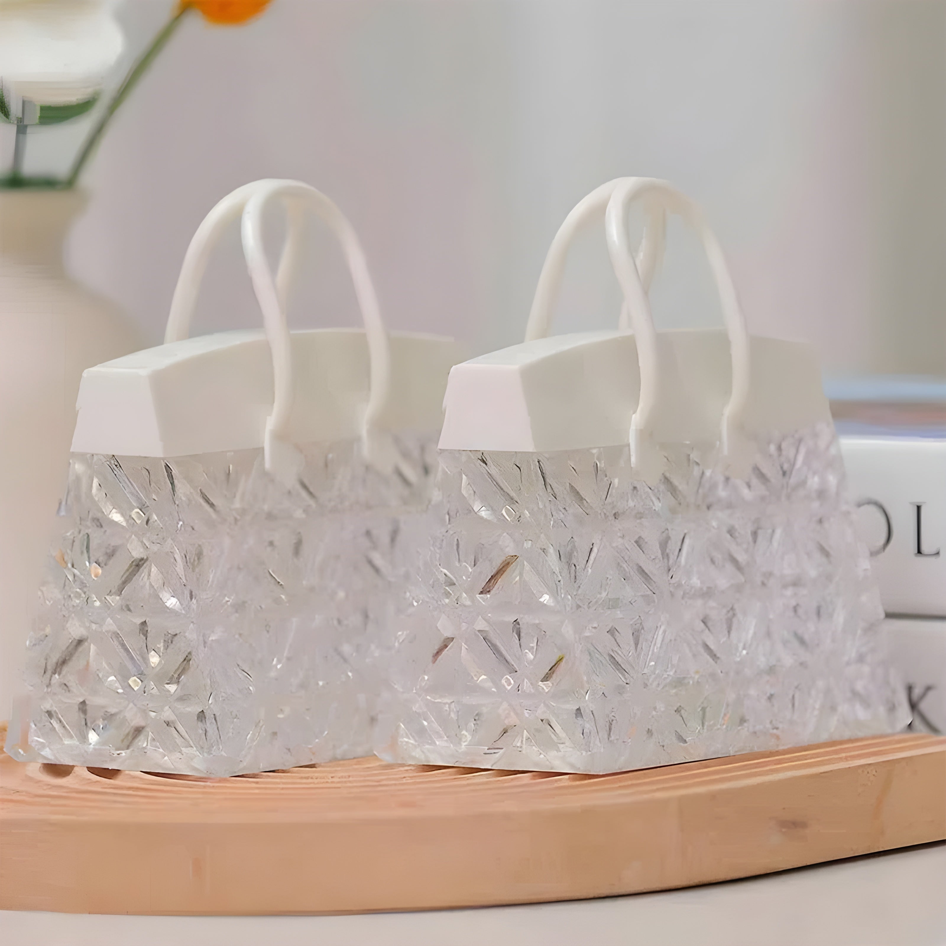 LumiBag - Stylish hand lamp for cozy evenings at home
