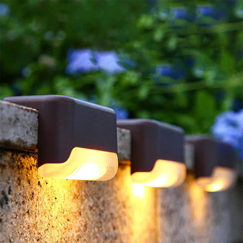 2+2 FREE | SunStep - Solar-powered outdoor lights [Last day of the sale]