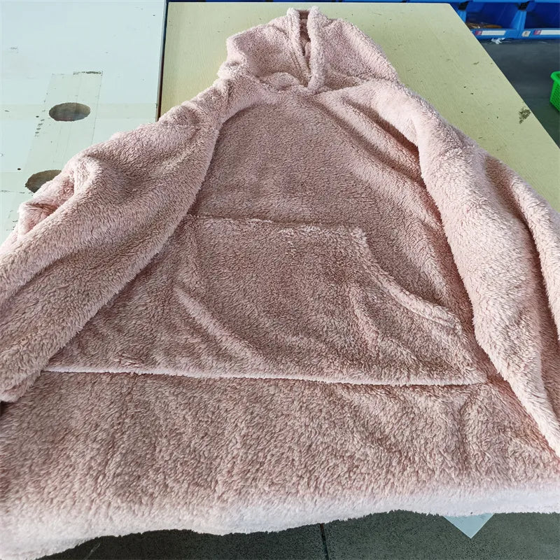 50% OFF | CloudHood - Quilted Hooded Blanket [Last Day Sale]