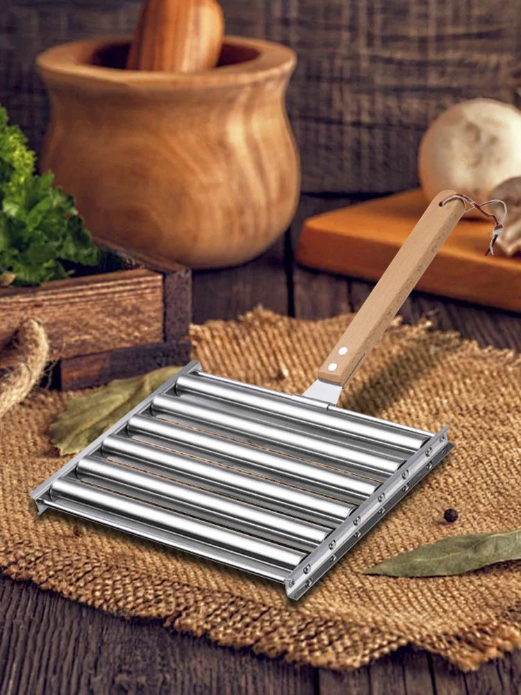 GrillRoll – For evenly grilled sausages with a comfortable handle