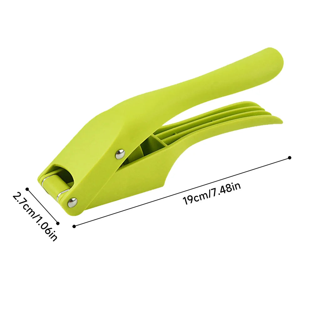 GarlicSwift™ - Press and chop garlic in seconds!