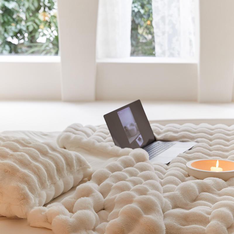 FluffyCuddle - Super cozy and warm blanket + 2 FREE pillowcases [Last day sale]