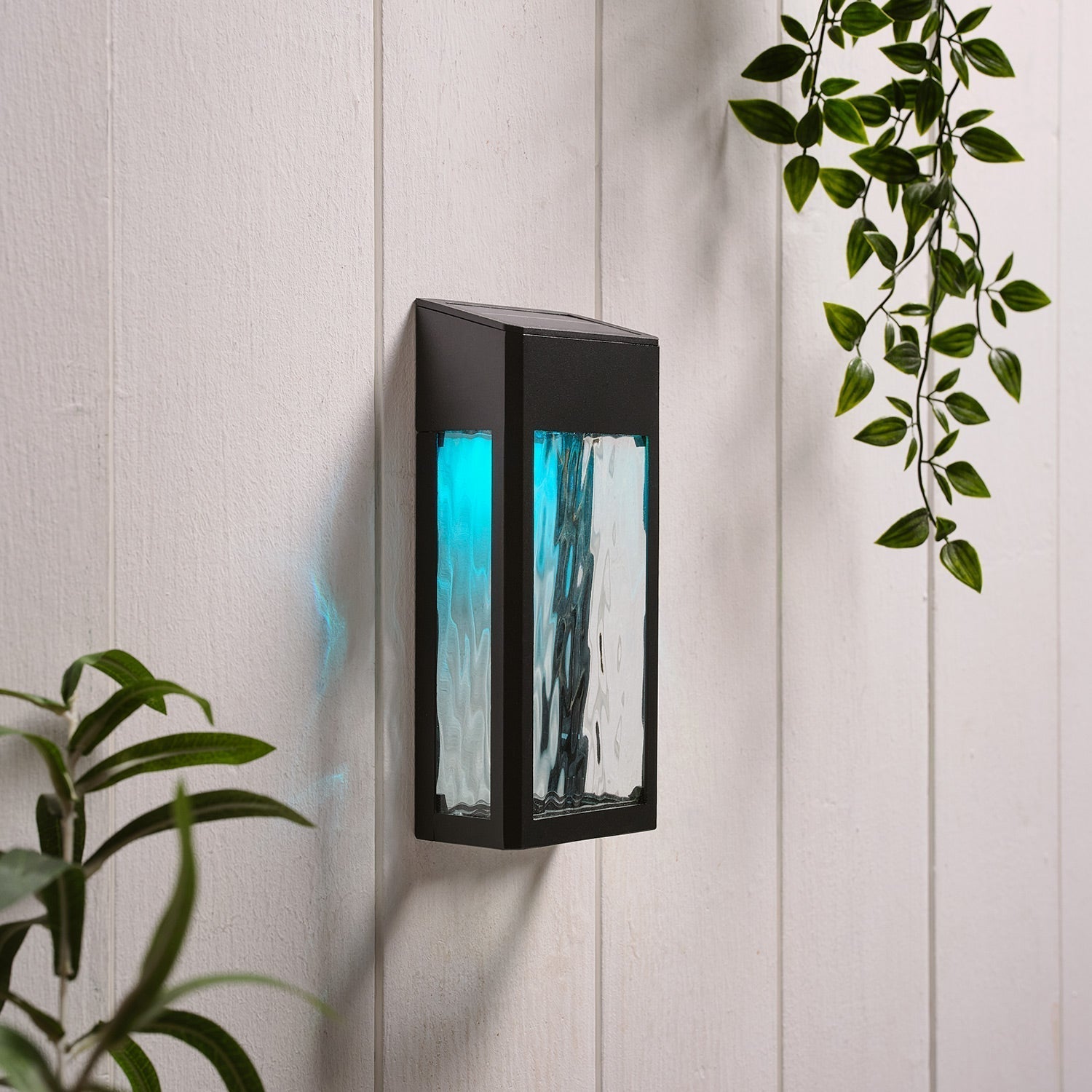 LumiGlow - Stylish solar wall lamp for your summer garden