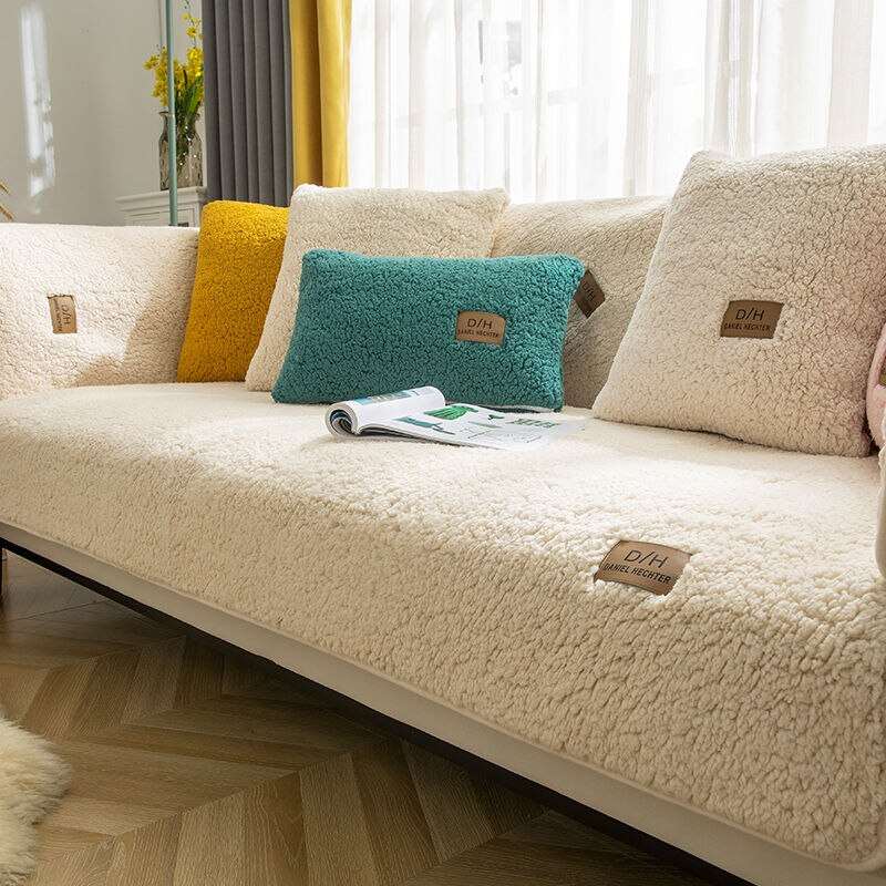 RoyalHug - Save thousands on a new sofa! [Last day of discount]