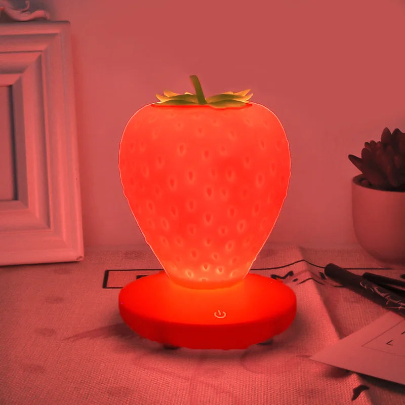 StrawGlow – Stylish LED table lamp with strawberry design