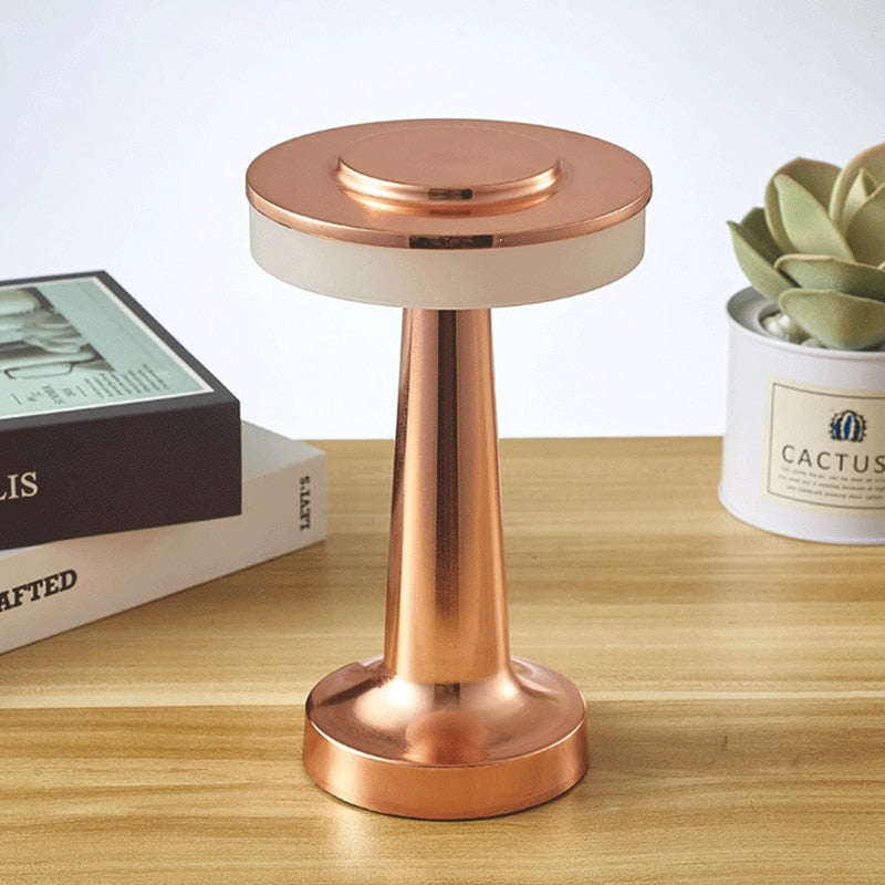 GoldenHue - Decorative lamp with a warm glow