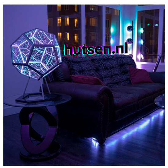 CosmoGlow - Futuristic dodecahedron lamp with depth effect