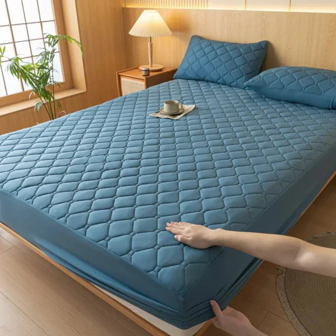 50% OFF | UltraCover - Waterproof, Thickened Mattress Protector [Last Day Sale]