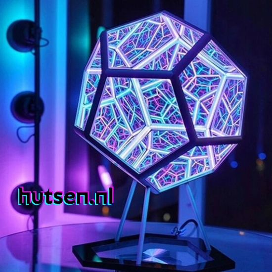 CosmoGlow - Futuristic dodecahedron lamp with depth effect