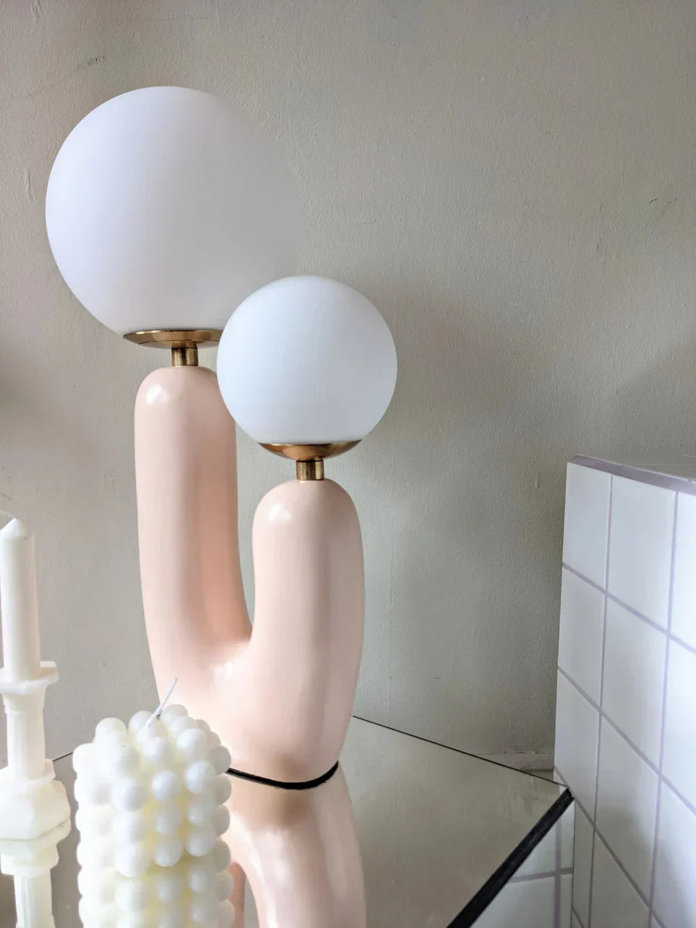 Elegante Moderne Tafellamp voor Gezellige Sfeerverlichting
