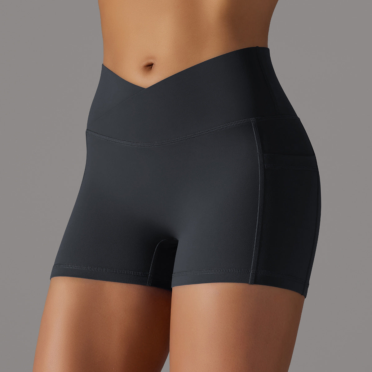FitNest - The ultimate women's sports shorts with a phone pocket [Last day sale]