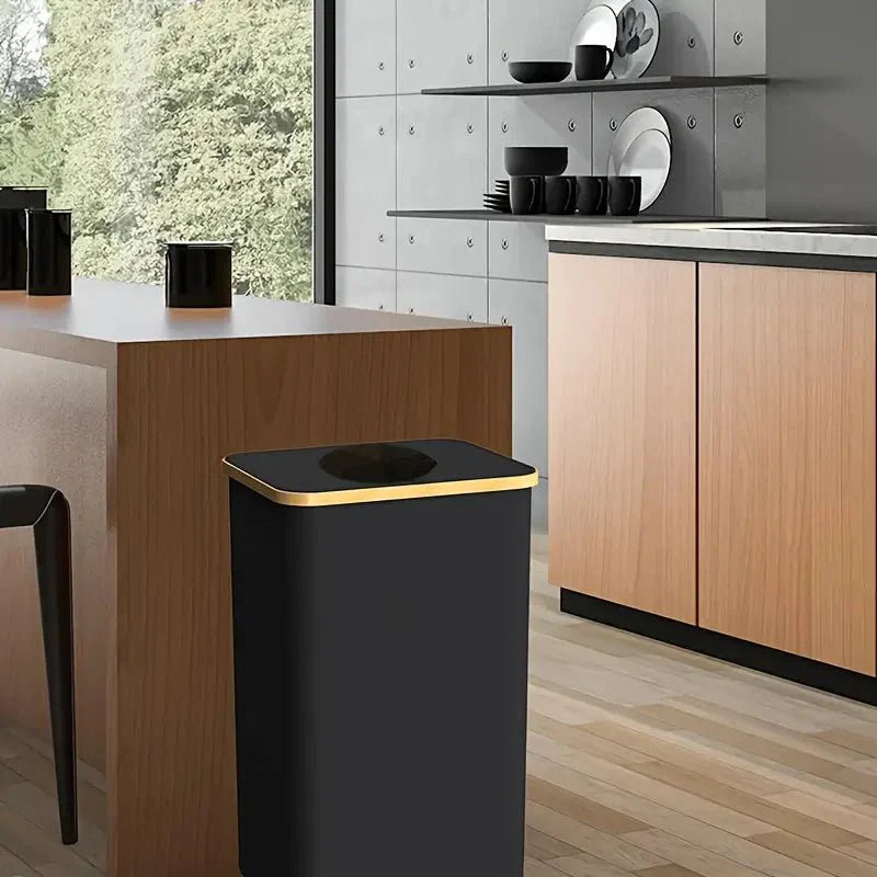 SealBin - Space-saving solution for recyclable materials