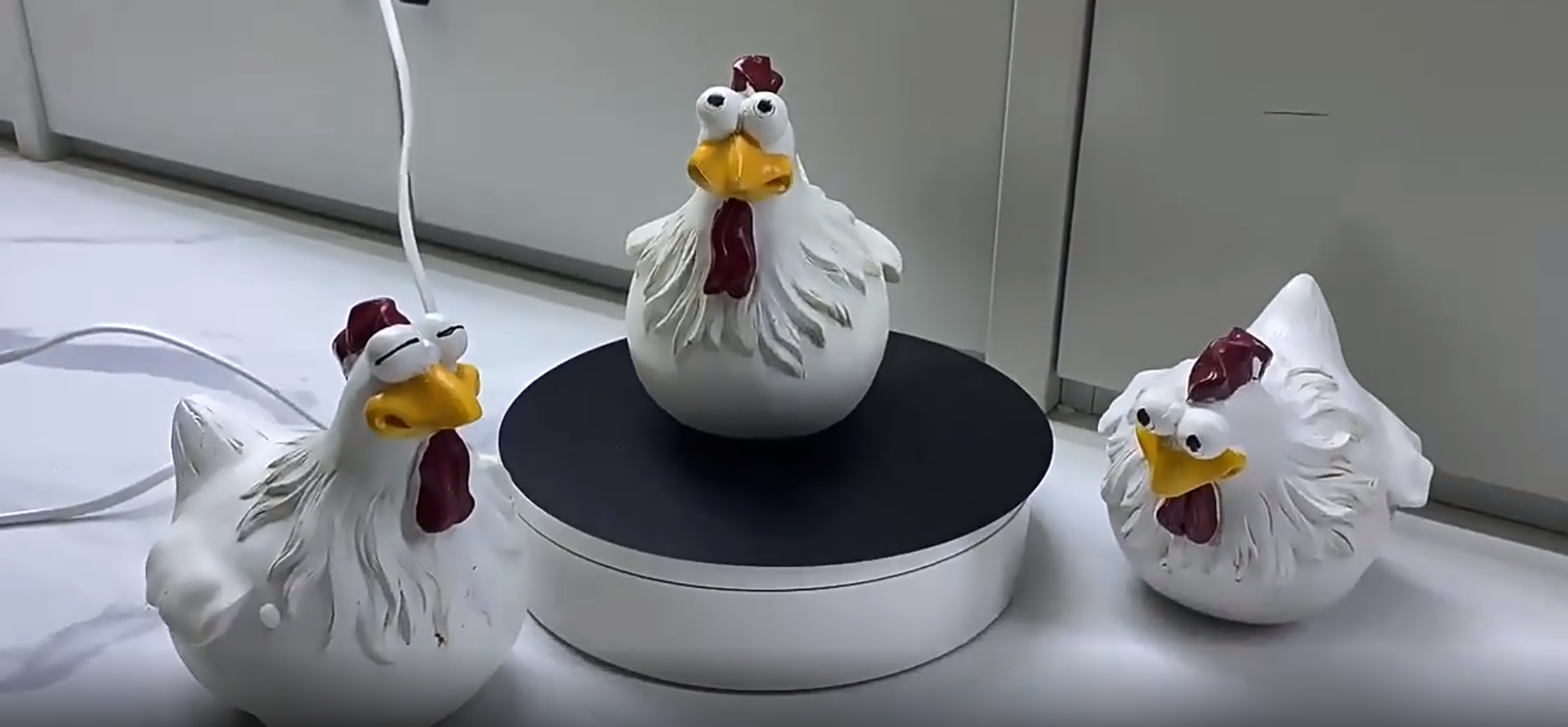 Buy 1 Get 1 Free | ChickenDeko™ - Garden Chicken Figurines with Big Eyes