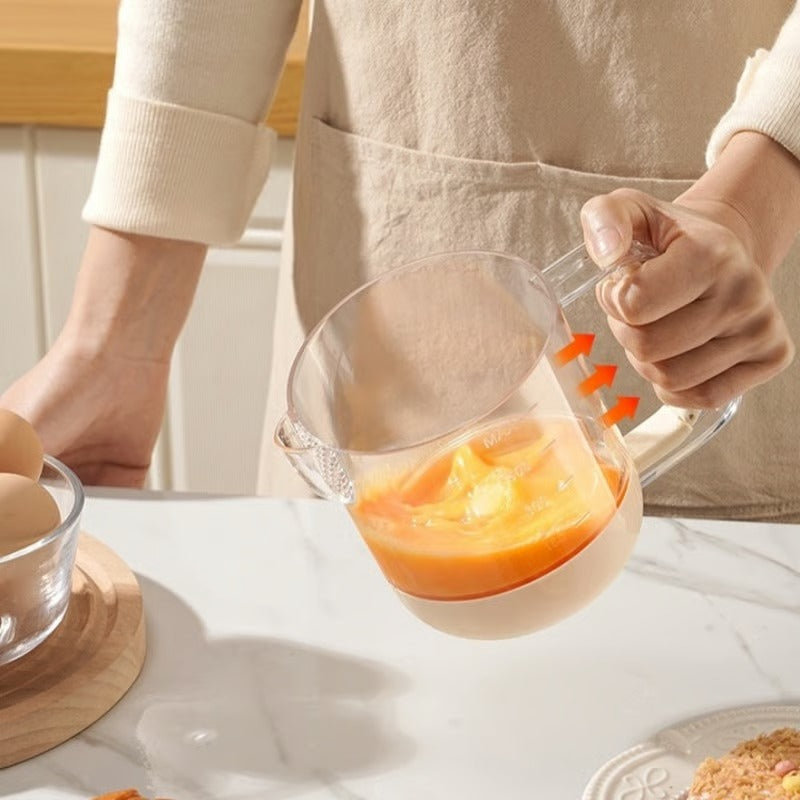 MixMaster Cup - stir, measure, filter in one handle!