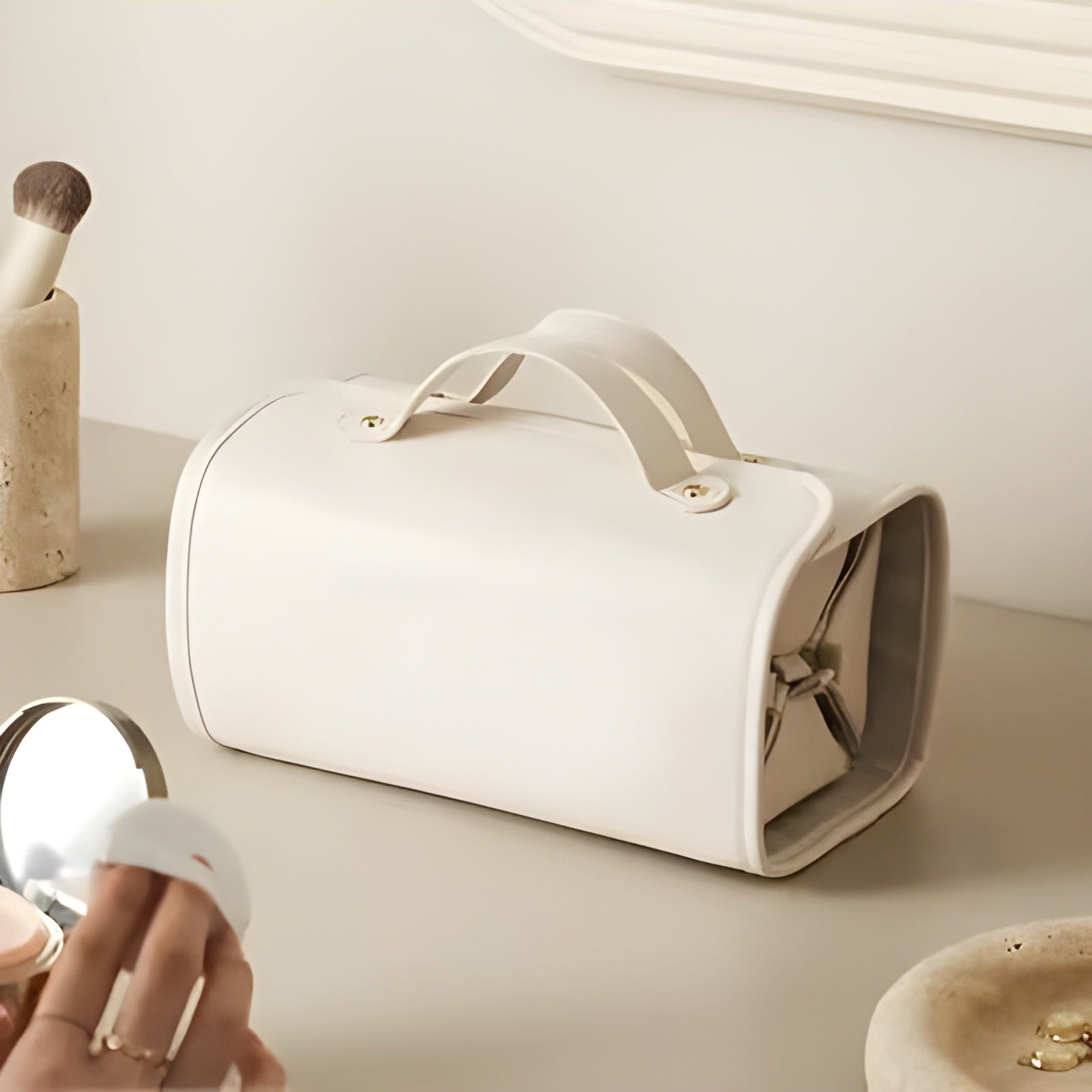 PackGlam - 4-in-1 Portable Waterproof Cosmetic Bag