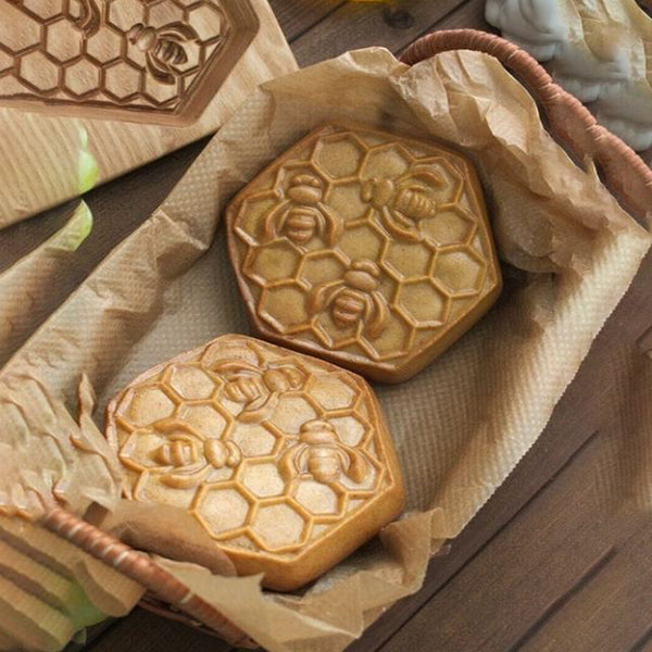 CarveBake - Cookie Cutter with Wood Engraving Relief, Cookie Mold [Last Day Sale]