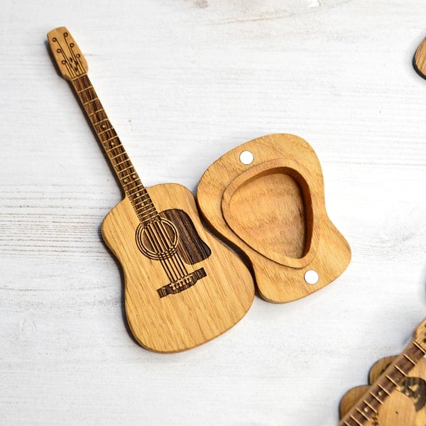 50% OFF | GuitarHolder™ - Guitar pick holder + 3 free picks [Last day sale]
