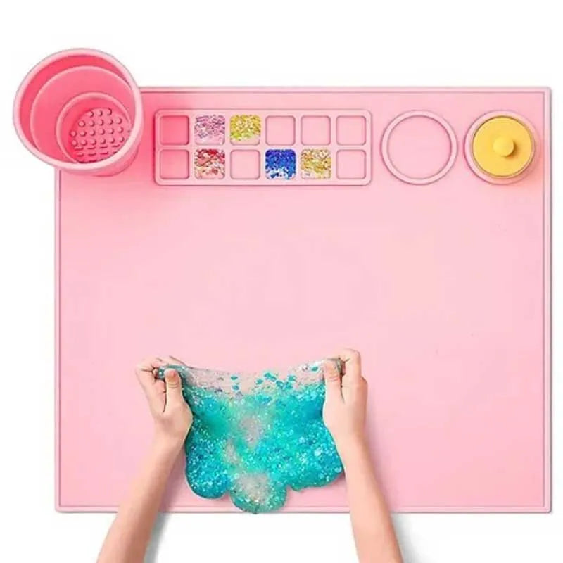 ArtMat – Ordnung, Farbe und Kreativität in einer Unterlage 