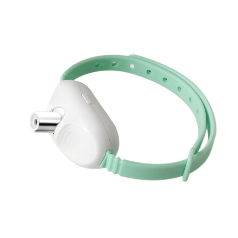 FurryFlash - Cat Collar Laser Light Toy - Endless fun for your cat