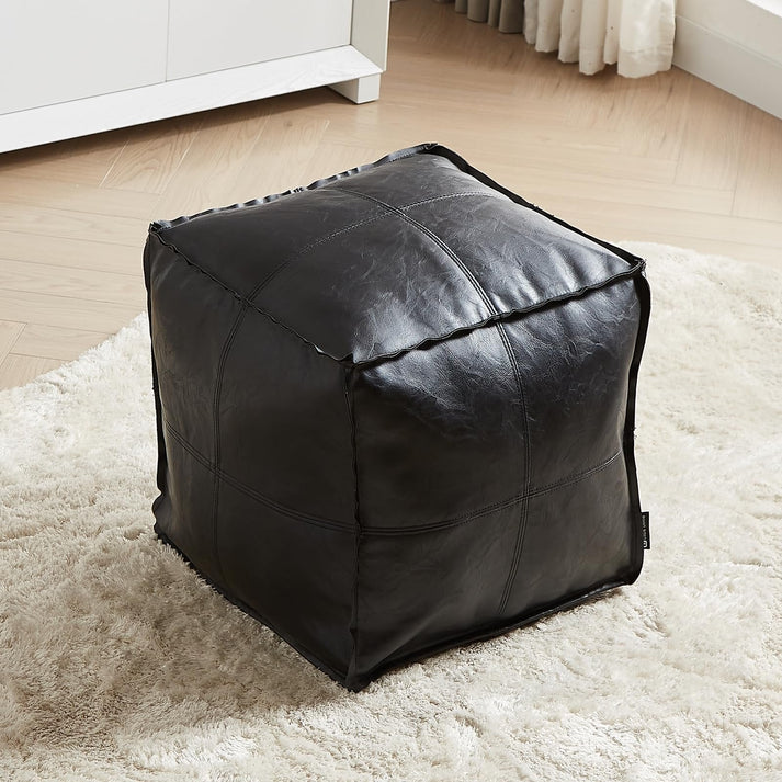 SpaceSeat – seating meets storage, perfectly hidden!