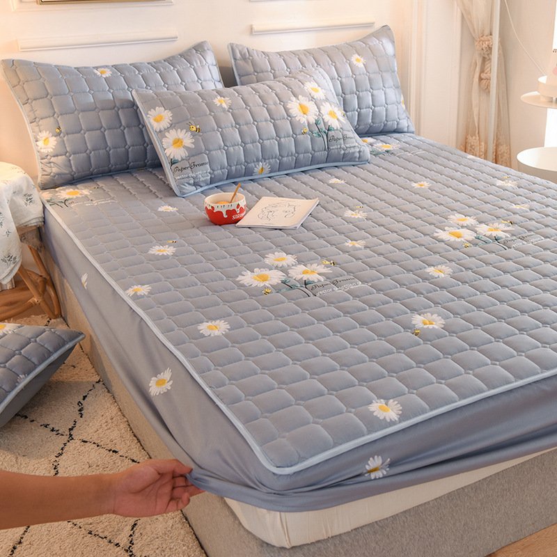 50% OFF | EasySleep™ - Breathable Silky Mattress Cover [Last Day Sale] 