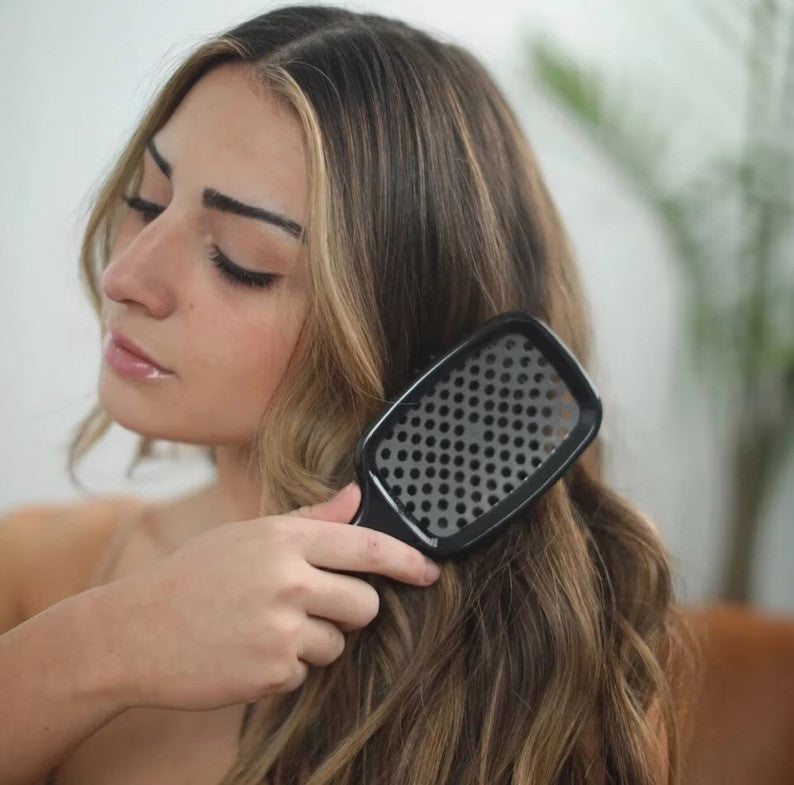 SmoothWave Detangling Hair Brush [Last Day Sale]