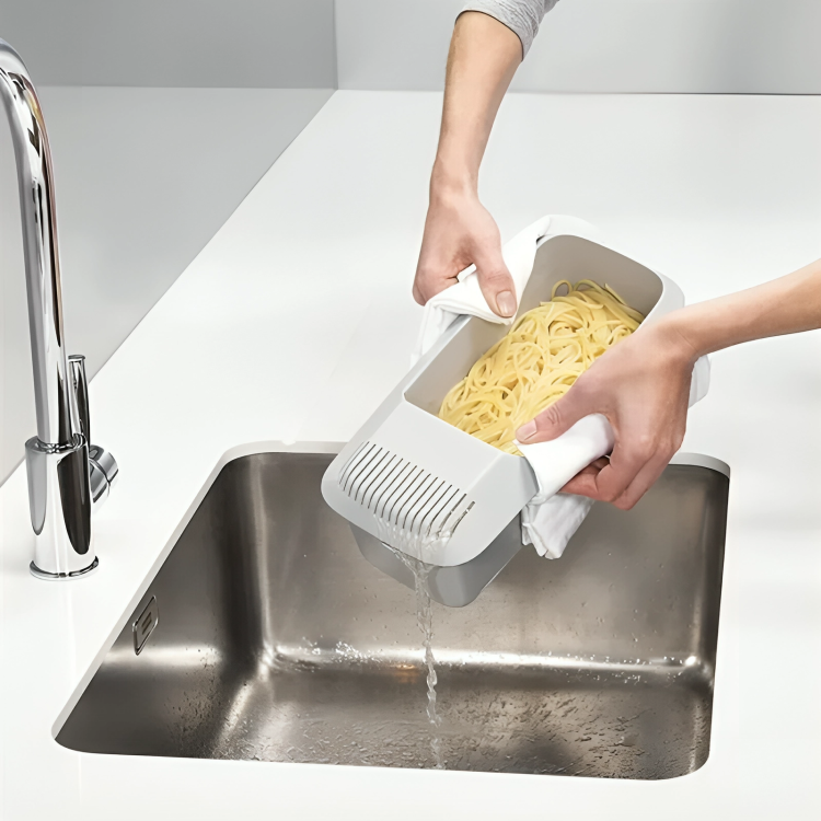 50% OFF | Noodle Strainer - Heat-resistant microwave pasta strainer [Last day of sale]