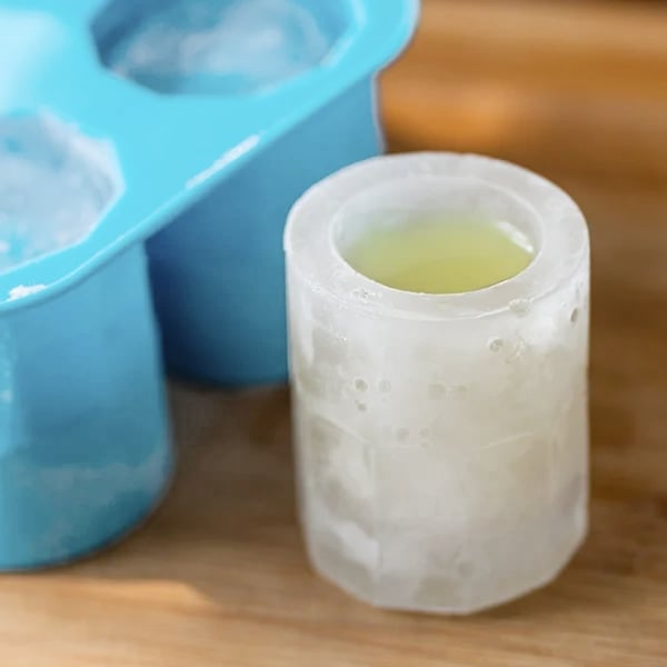 Buy 1+1 FREE | FrostShots - The coolest shot glasses at the party 