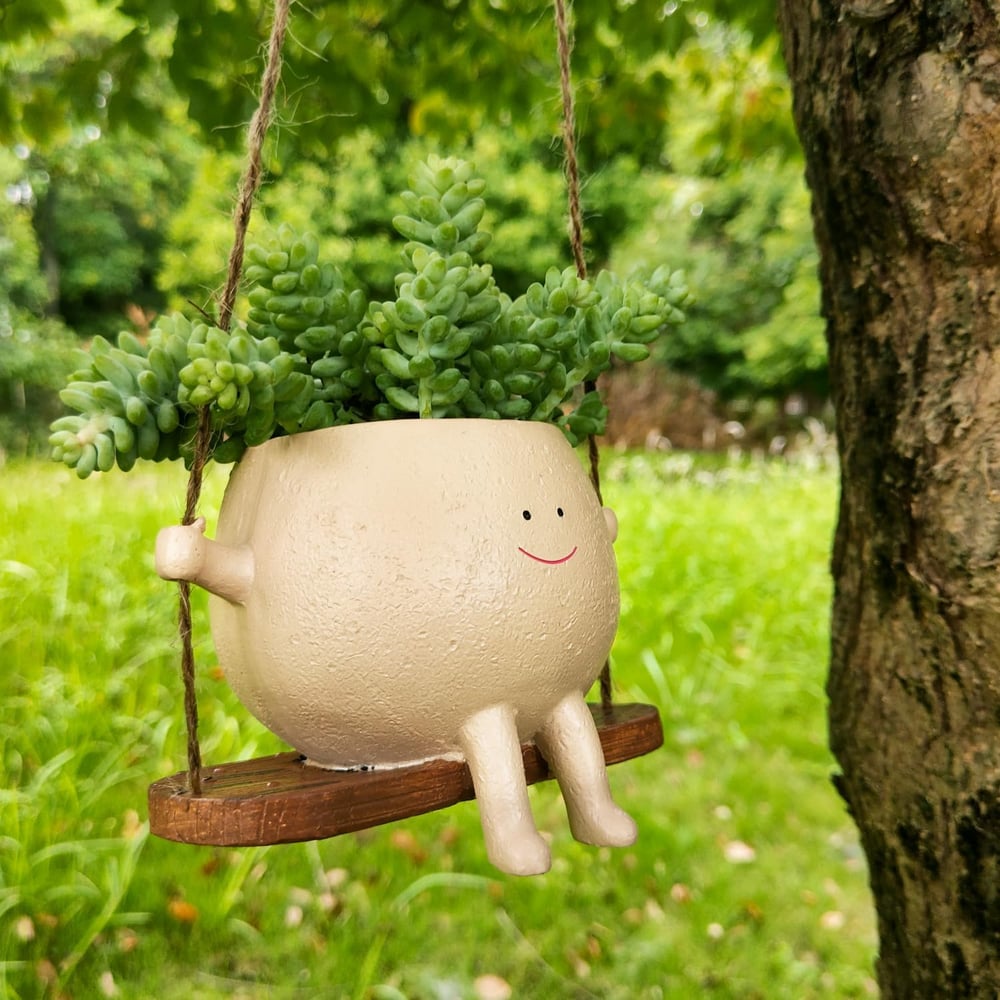 JollyPot - Charming planter for vibrant greenery