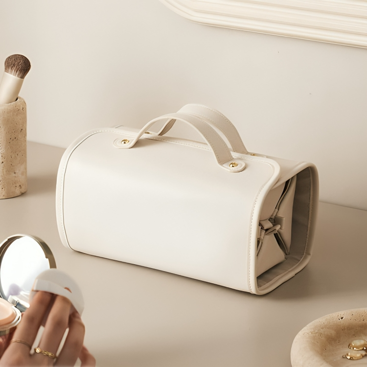 GlamShell – beauty accessory for on the go!