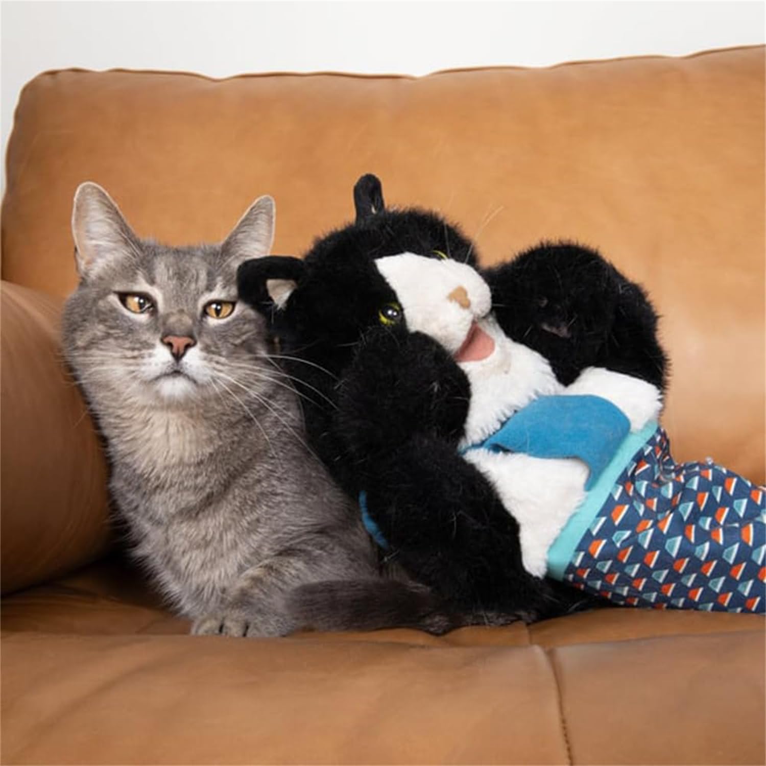 PawGlove - Interactive cat toy for safe play!