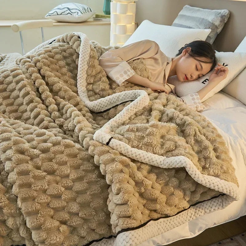 FluffyComfort - Velvety-soft autumn blanket for the bed [Last day of sale]