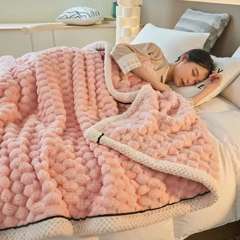 FluffyComfort - Velvety-soft autumn blanket for the bed [Last day of sale]
