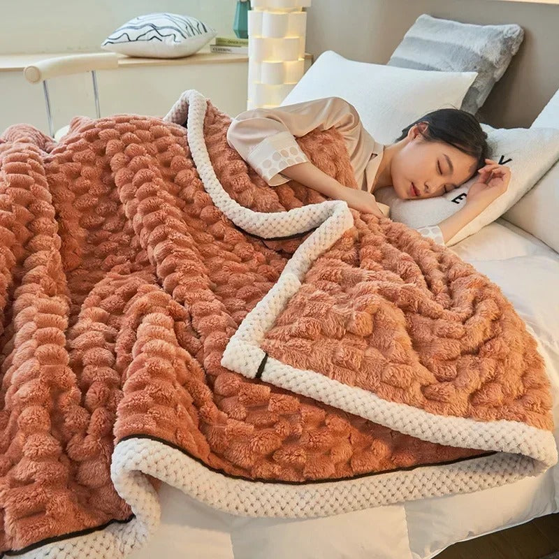 FluffyComfort - Velvety-soft autumn blanket for the bed [Last day of sale]