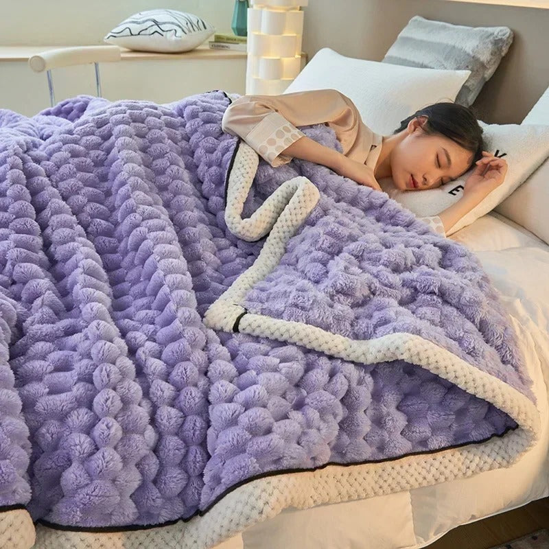 FluffyComfort - Velvety-soft autumn blanket for the bed [Last day of sale]