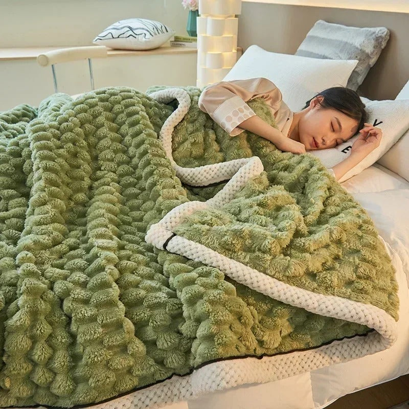 FluffyComfort - Velvety-soft autumn blanket for the bed [Last day of sale]