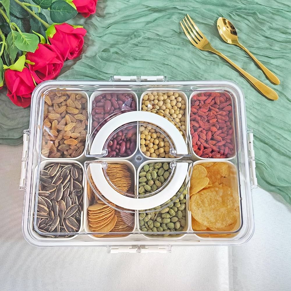 SnackMate - The stylish snack box with 8 compartments for every occasion