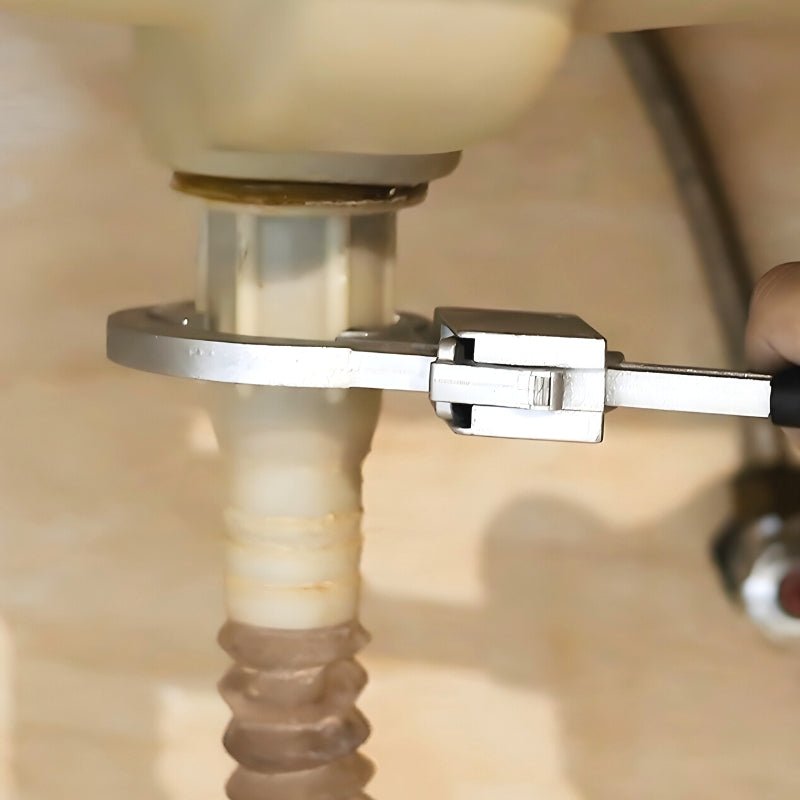 ProTwist™ - Effortlessly clamp anything, no matter how big!
