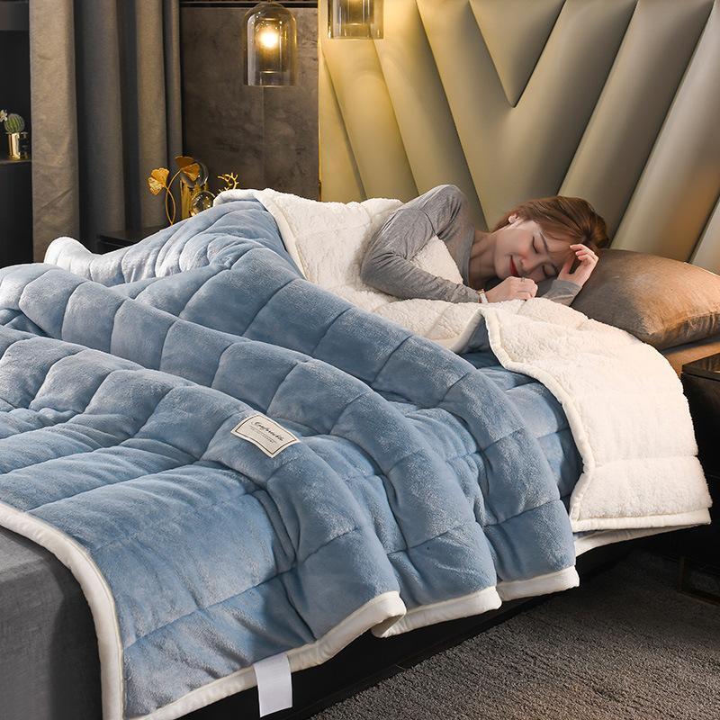 50% OFF | WoolCuddle - Plush wool blanket for ultimate comfort [Last day sale]