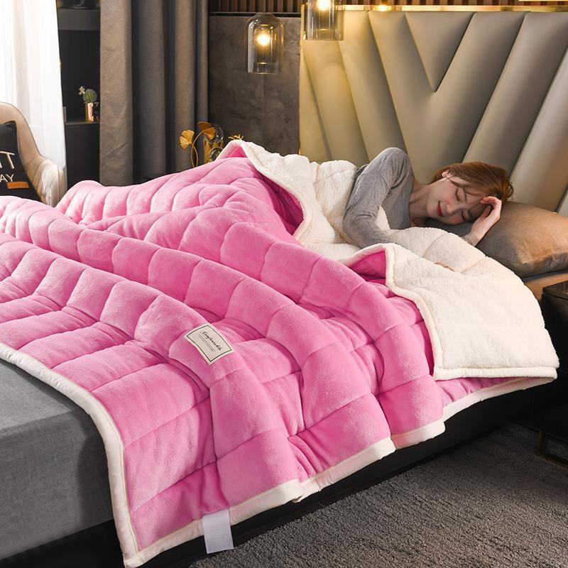 50% OFF | WoolCuddle - Plush wool blanket for ultimate comfort [Last day sale]
