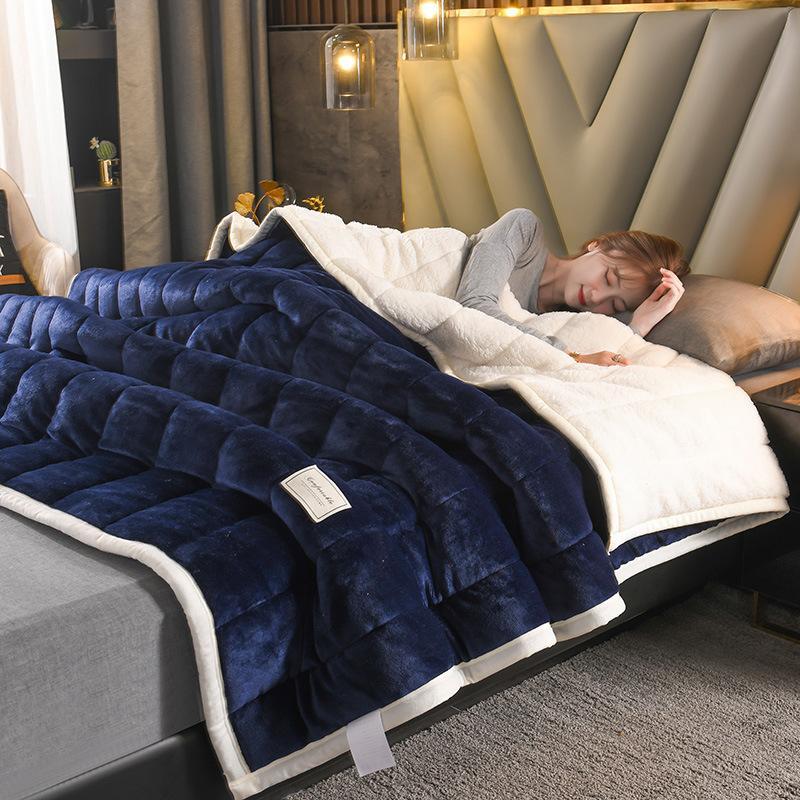 50% OFF | WoolCuddle - Plush wool blanket for ultimate comfort [Last day sale]